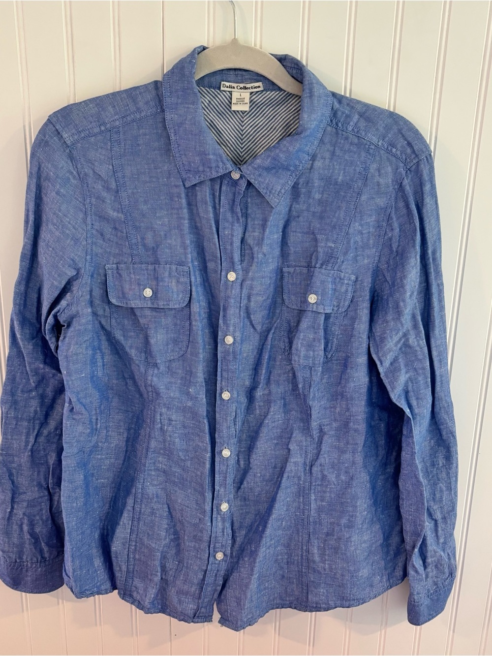 Dalia Collection Casual Blue Button-Down Shirt